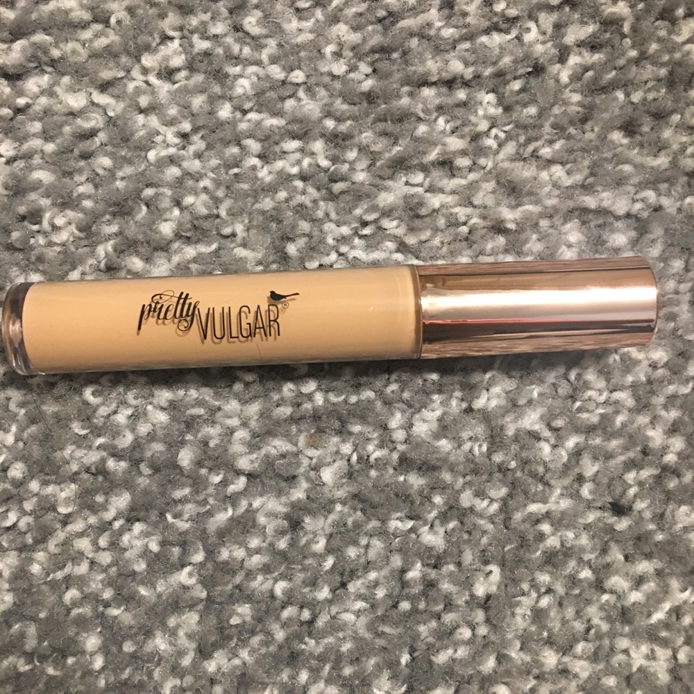 Pretty Vulgar Under Eye Concealer